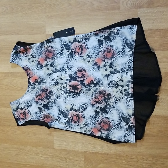 Jess floral print blouse medium NWT - Picture 1 of 10